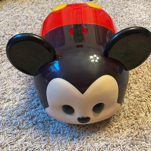 Mickey Tsum Tsum Disney Hard Plastic Carrying Case and Display - Picture 8 of 12